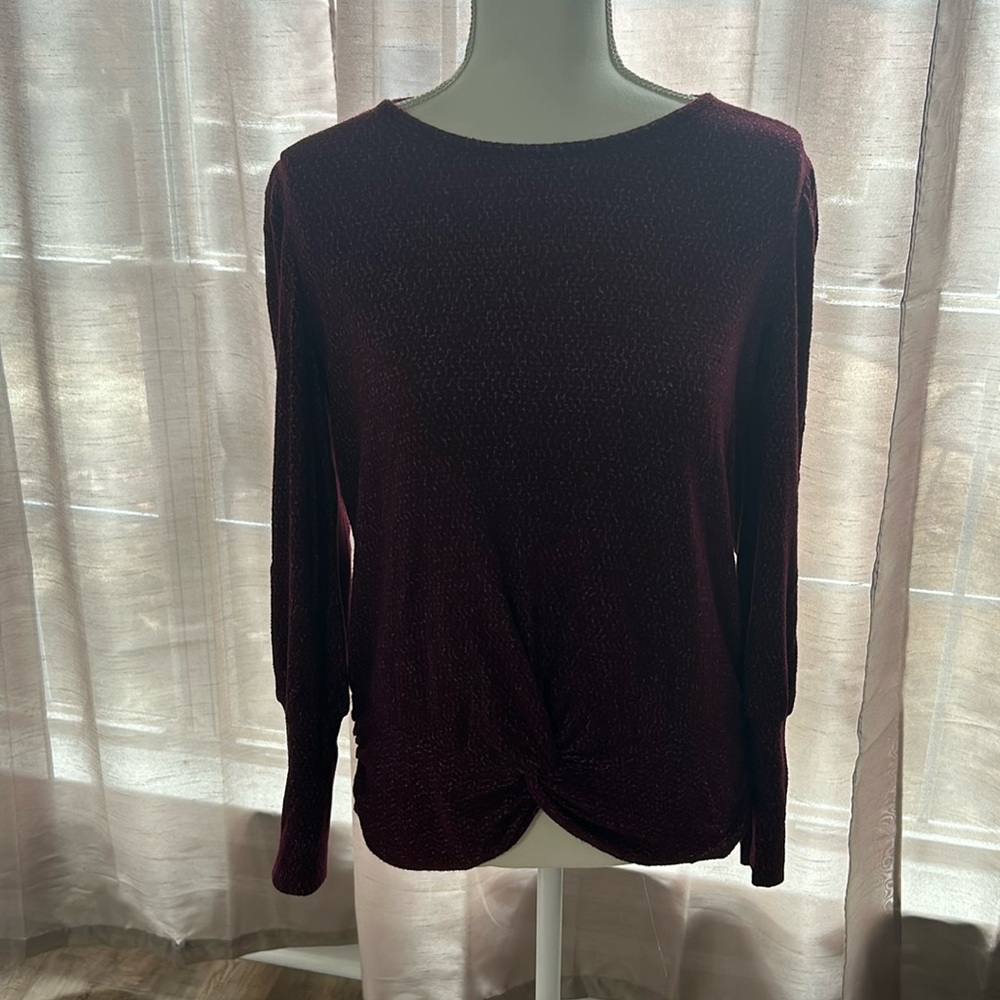 Puff sleeve runched front long sleeve Burgundy shirt
